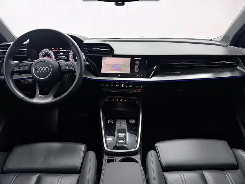 Audi A3 2023 — фото 11