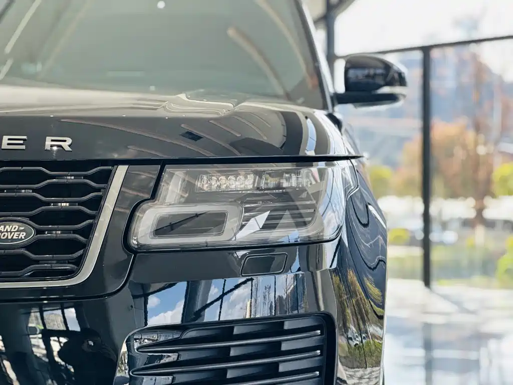 Land Rover Range Rover 2018 — фото 6