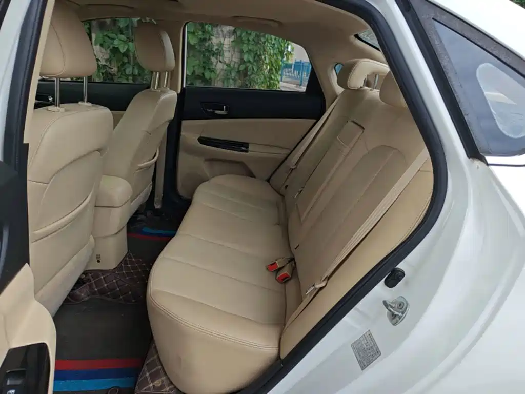 Changan Escape 2015 — фото 17