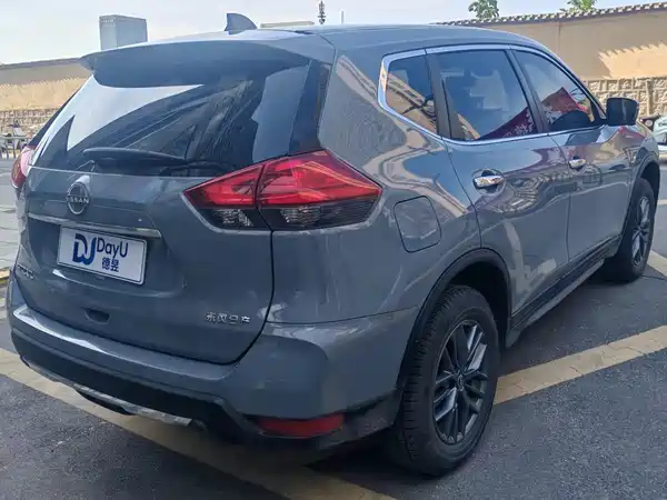 Nissan X-Trail 2025