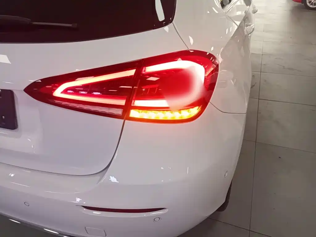 Mercedes-Benz A-Class 2021 — фото 8