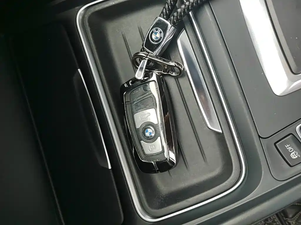 BMW 3 Series 2015 — фото 9