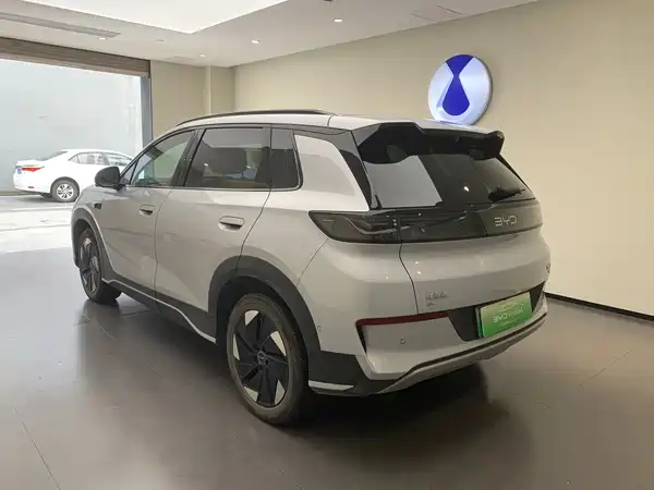 BYD Sealion 05 EV 2025