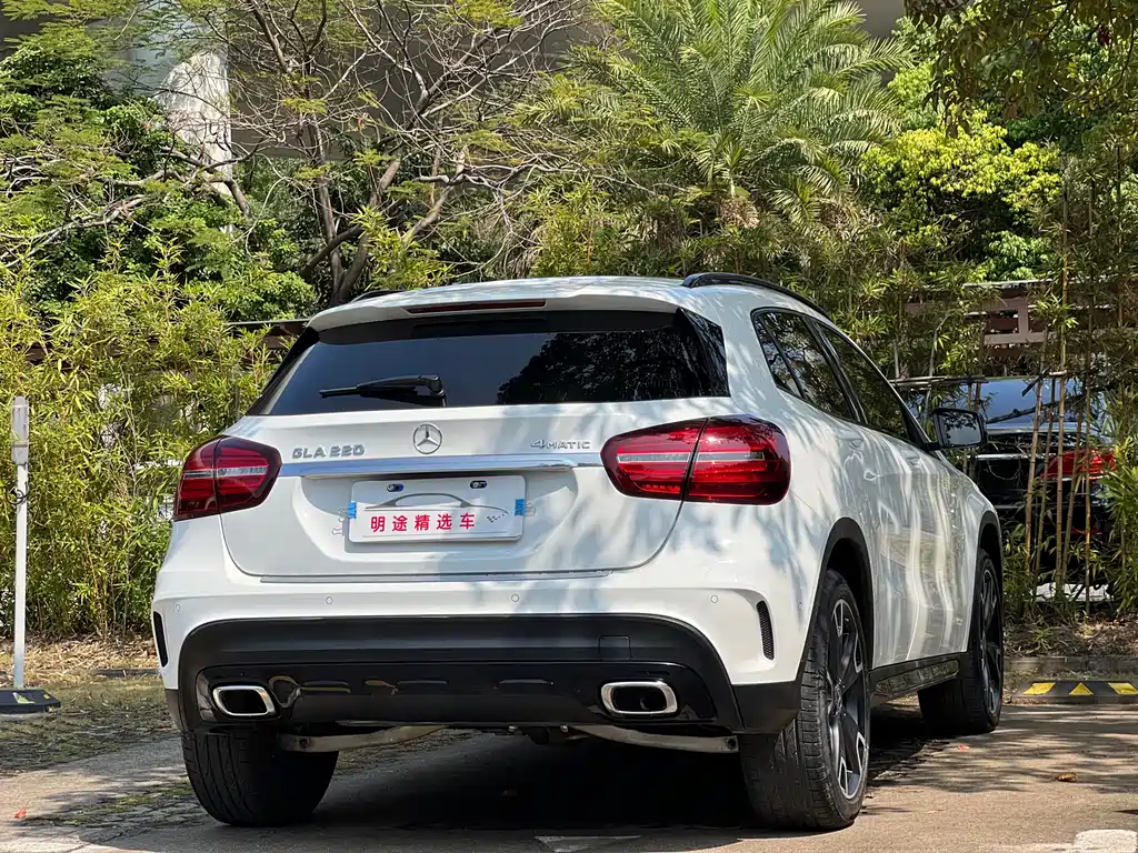 Mercedes-Benz GLA 2018 — фото 46