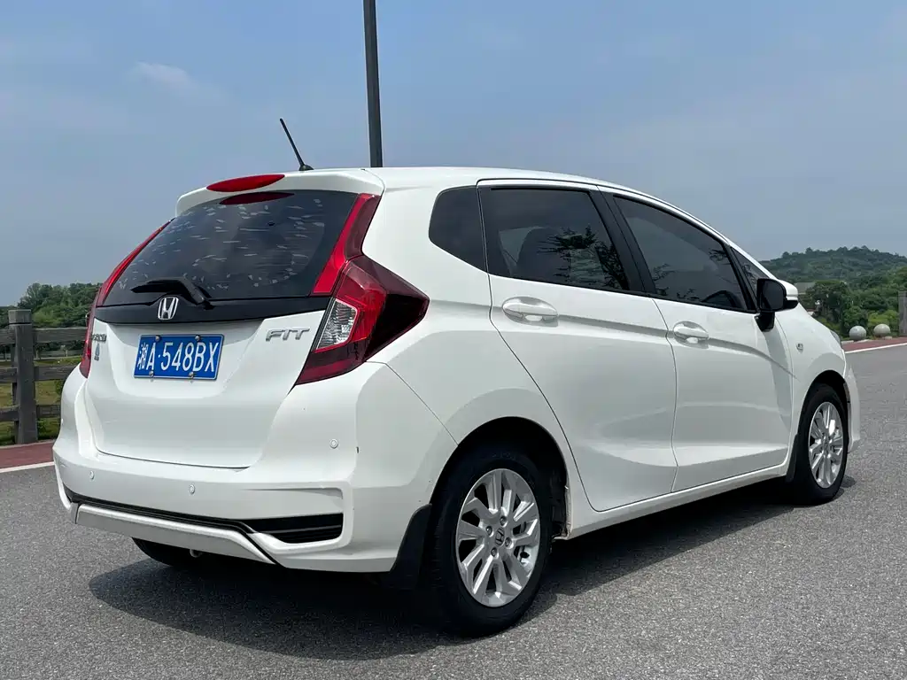 Honda Fit 2020 — фото 7