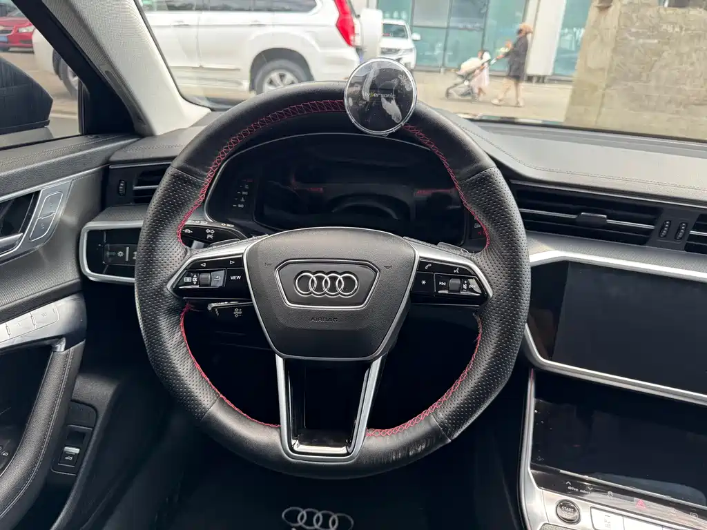 Audi A6 2021 — фото 7