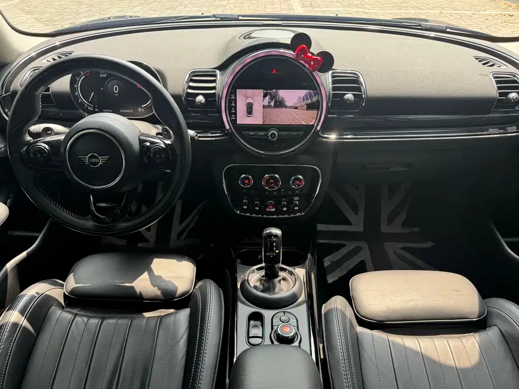 MINI Clubman 2019 — фото 9