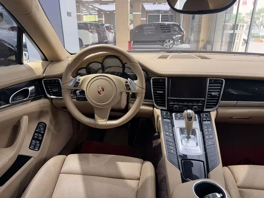 Porsche Panamera 2015 — фото 18