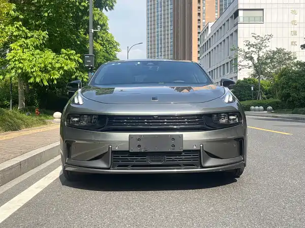 Lynk & Co 03 2021