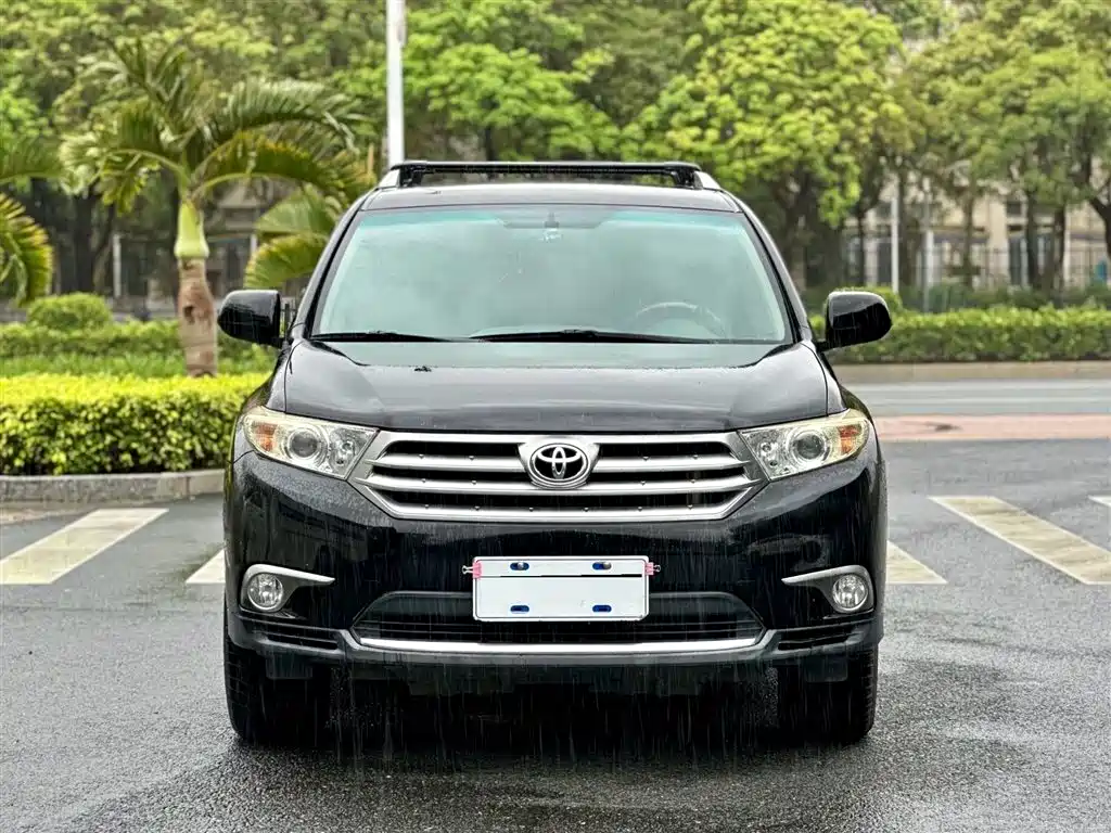 Toyota Highlander 2012 — фото 7