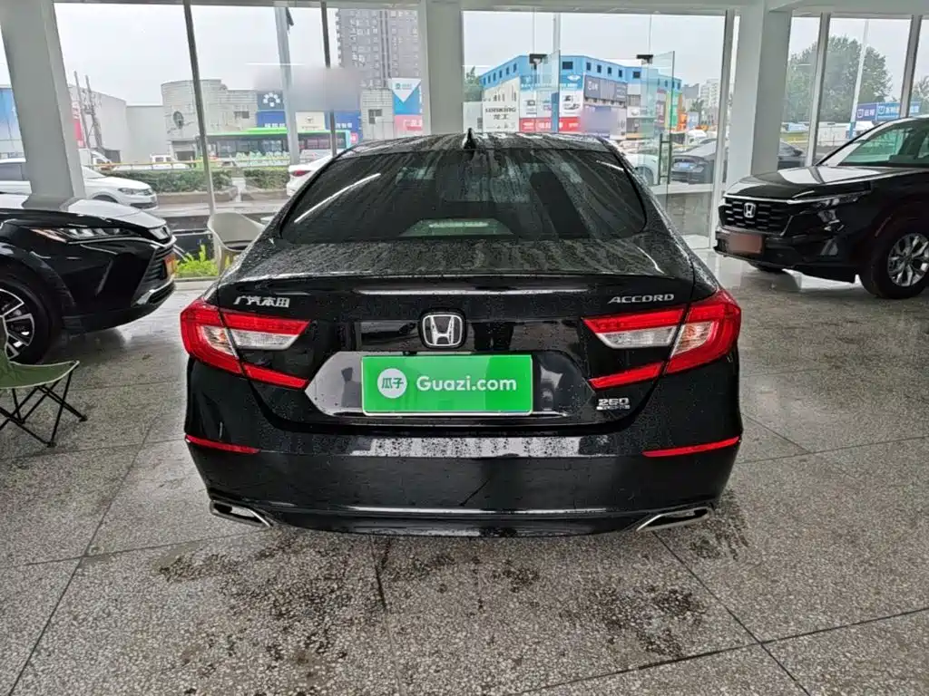 Honda Accord 2019 — фото 6