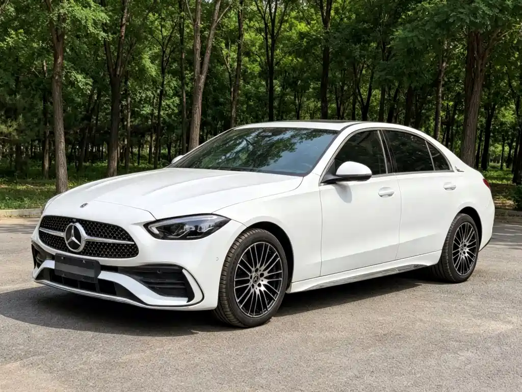 Mercedes-Benz C-Class 2024