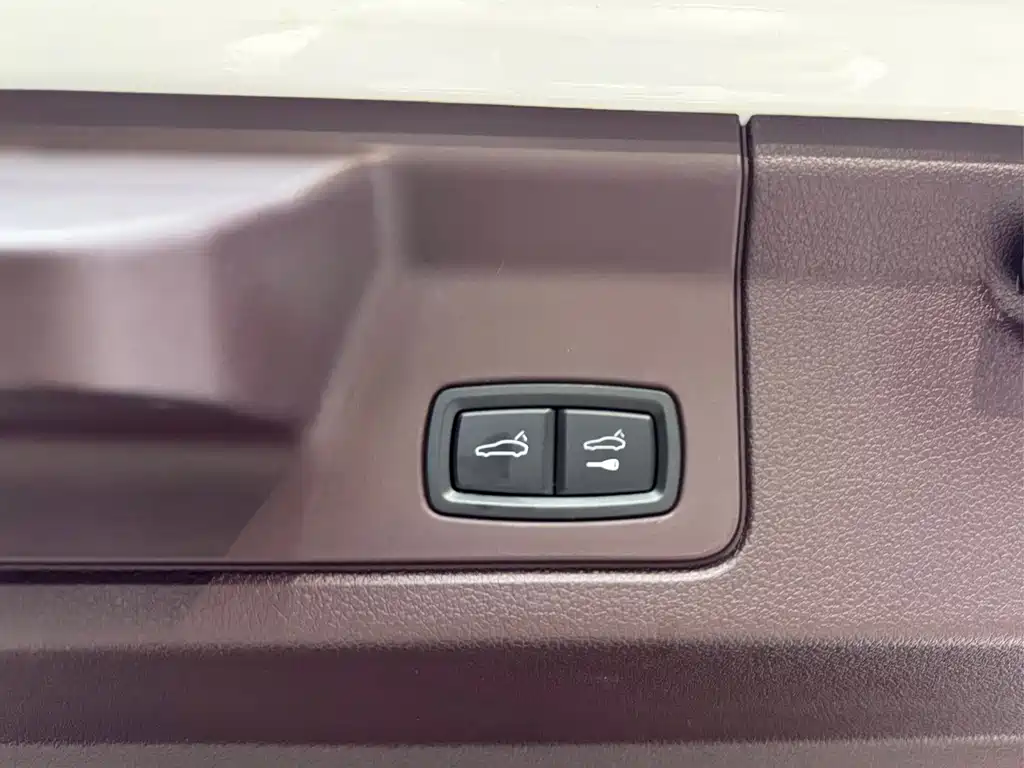 Porsche Panamera 2015 — фото 25