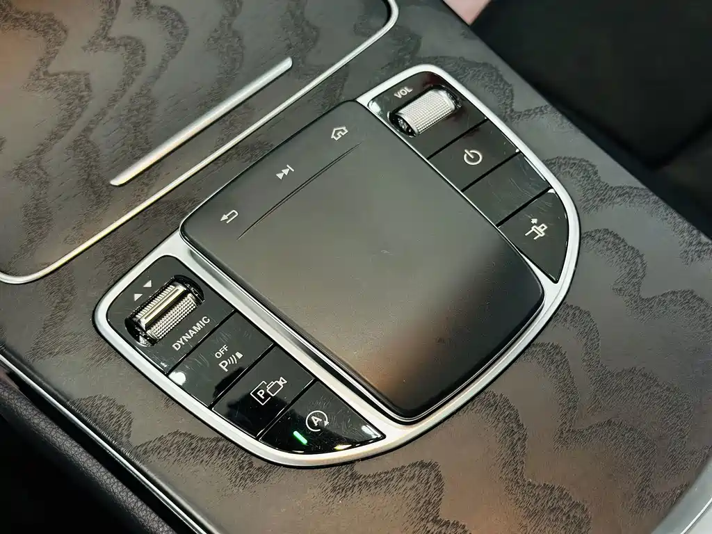 Mercedes-Benz C-Class 2023 — фото 14
