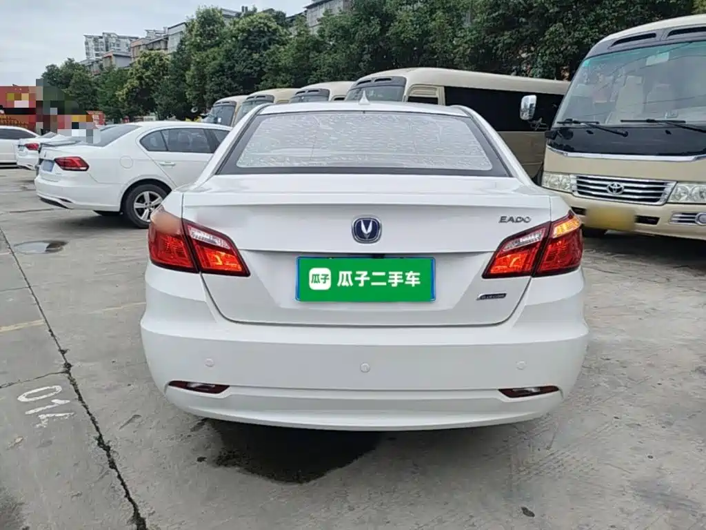 Changan Eado 2014 — фото 6