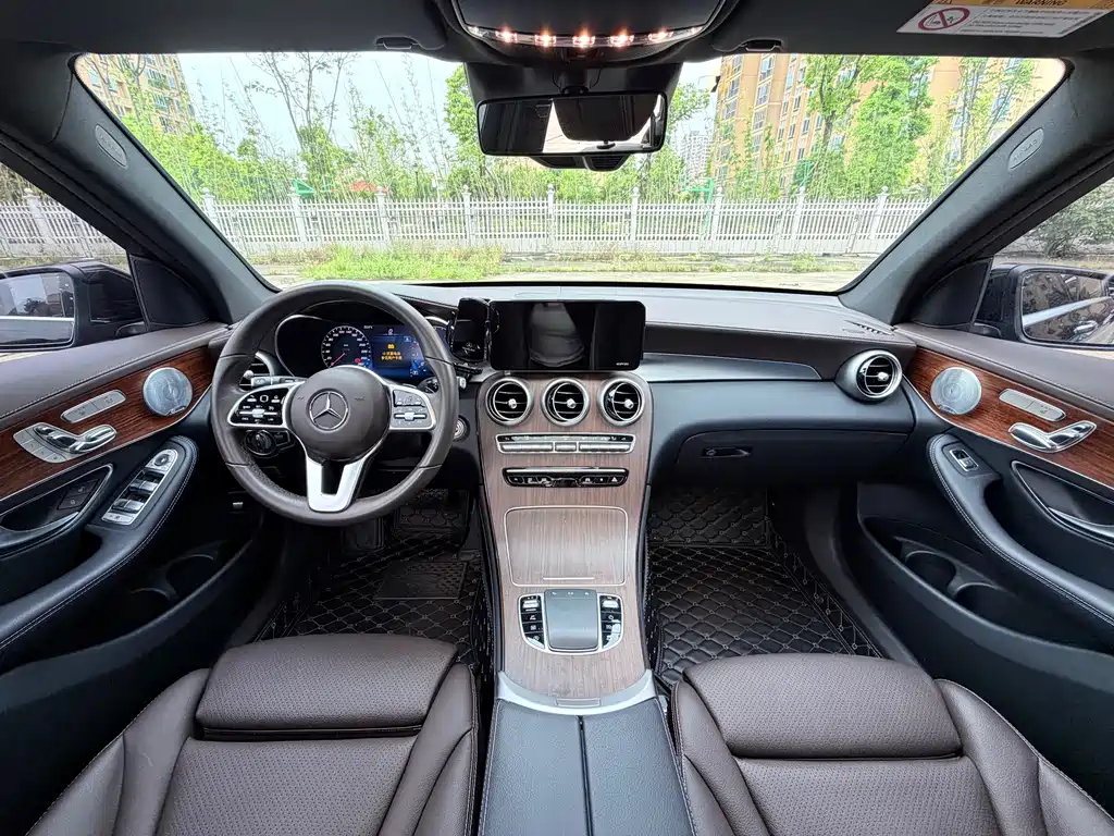 Mercedes-Benz GLC 2021 — фото 14