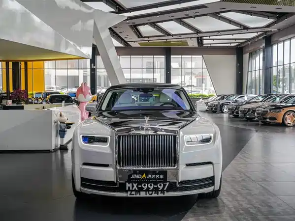 Rolls-Royce Phantom 2019