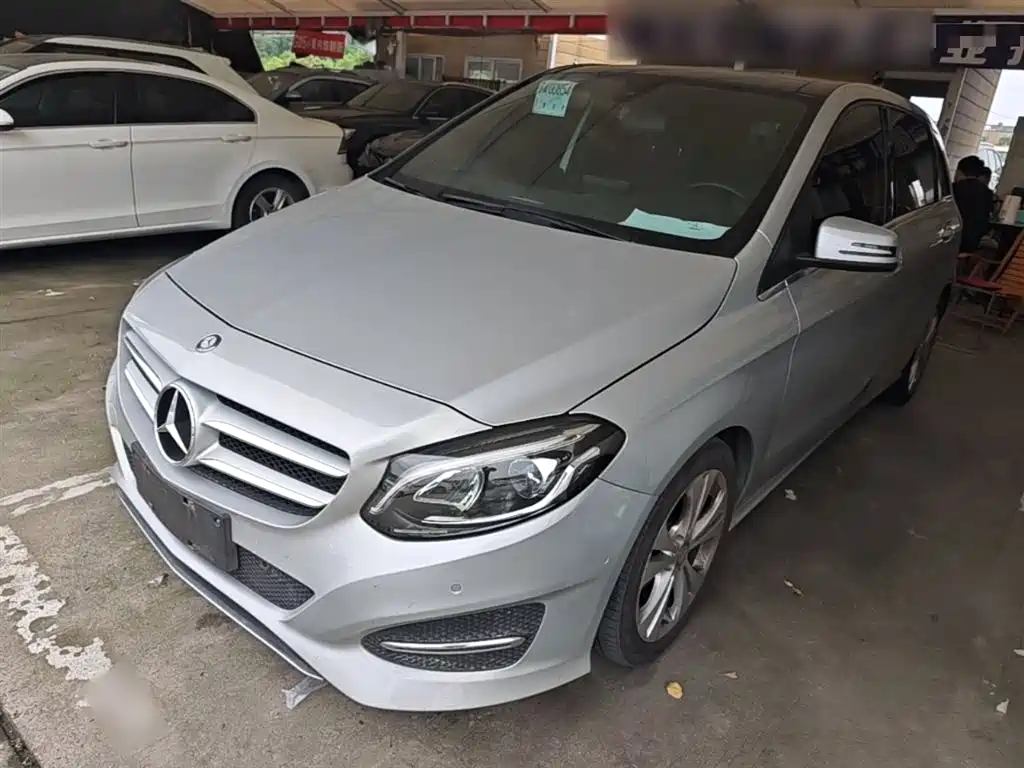 Mercedes-Benz B-Class 2015 — фото 2