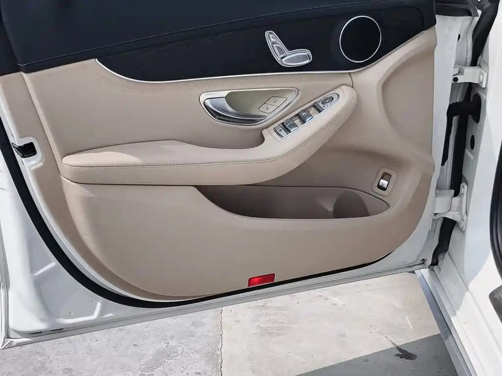 Mercedes-Benz C-Class 2015 — фото 8