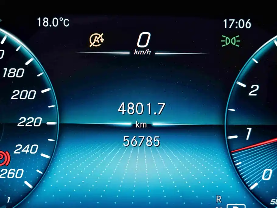 Mercedes-Benz C-Class 2021 — фото 16