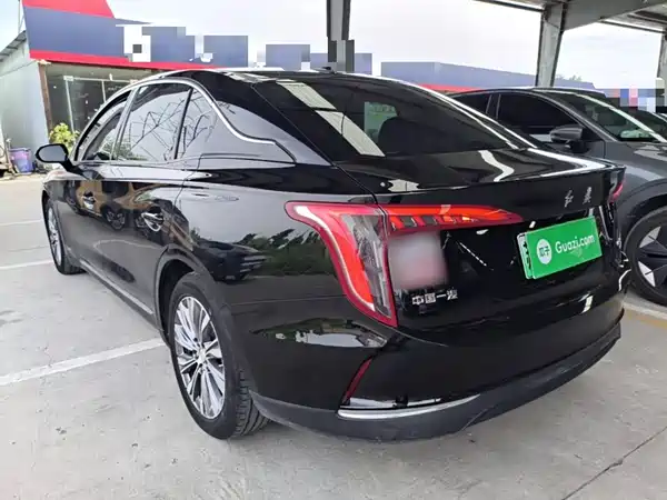 Hongqi E-QM5 2023