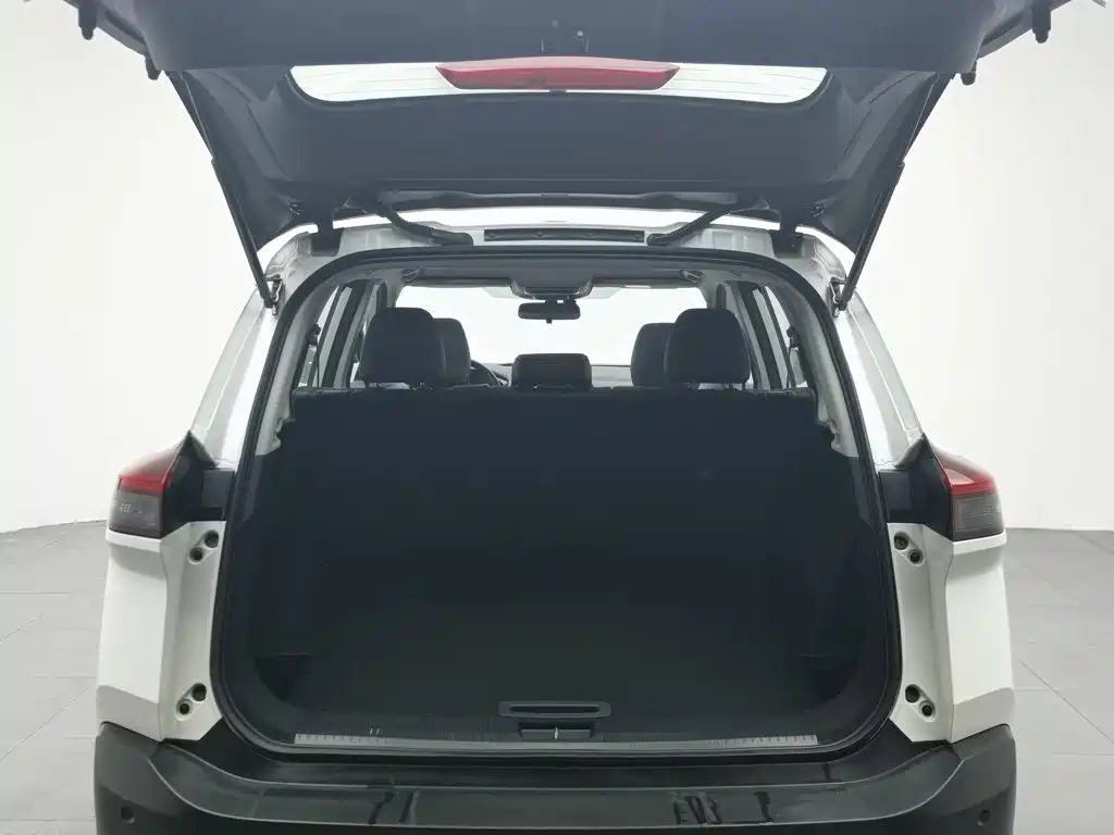 Nissan X-Trail 2021 — фото 16