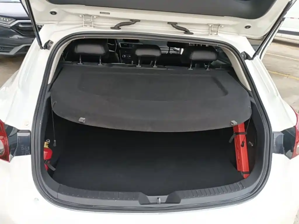 Mazda 3 Angkesela 2017 — фото 19