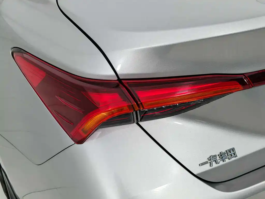 Toyota Avalon 2021 — фото 14