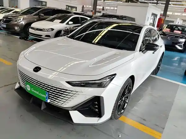 Changan UNI-V 2025