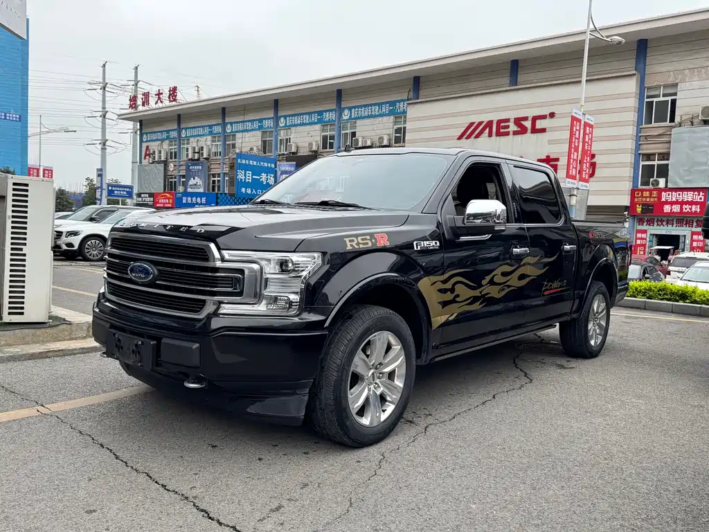 Ford F-150 Raptor 2021 — фото 1