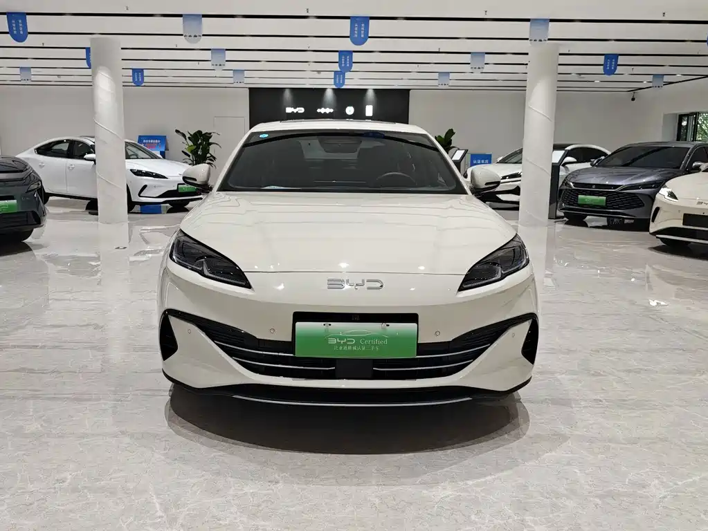 BYD Seal 06 2025