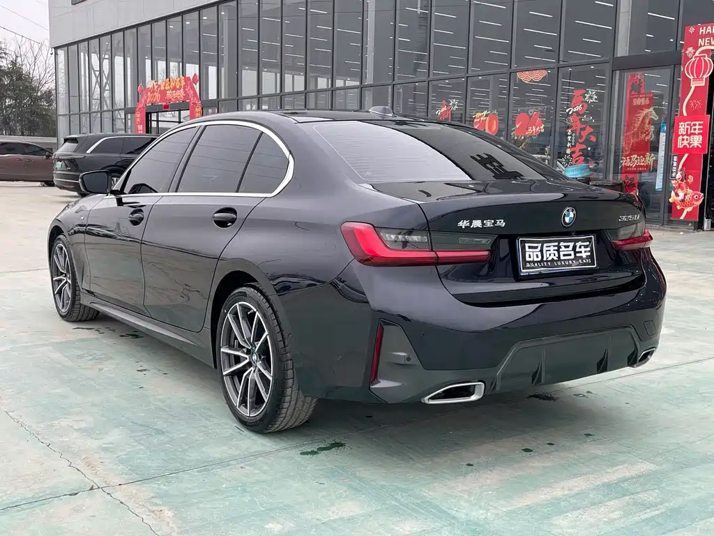 BMW 3 Series 2023 — фото 16