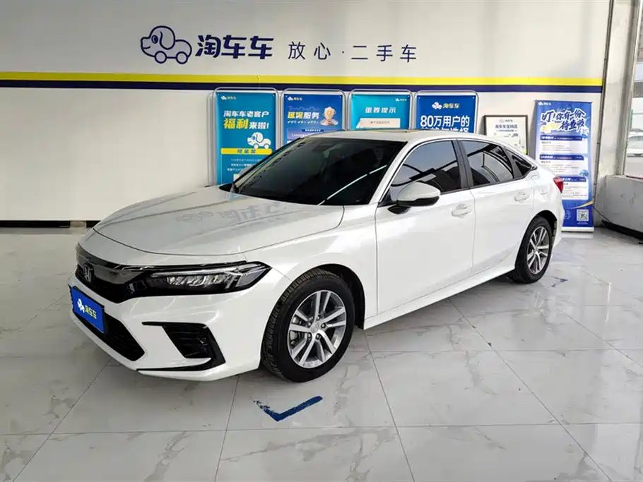 Honda Civic 2024 — фото 1
