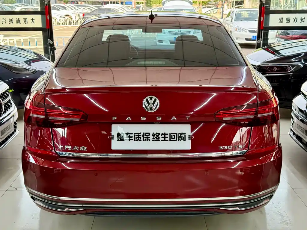Volkswagen Passat 2019 — фото 14