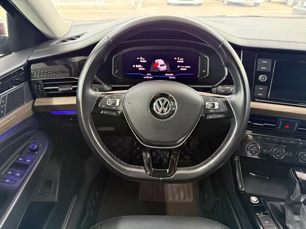 Volkswagen Passat 2019 — фото 8