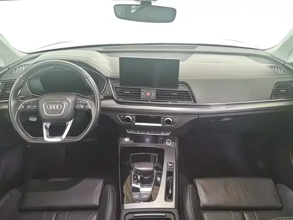 Audi Q5L 2022