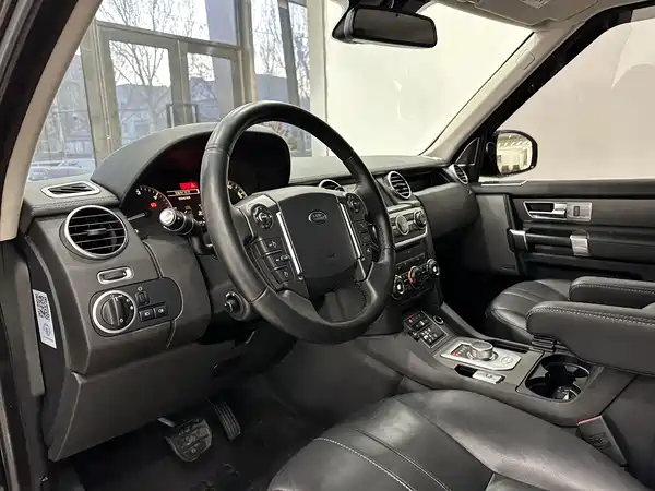 Land Rover Discovery 2015