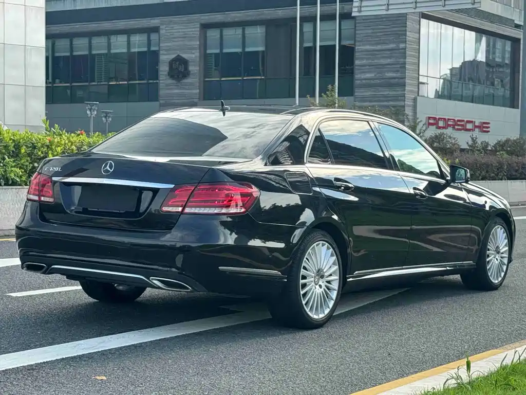 Mercedes-Benz E-Class 2014