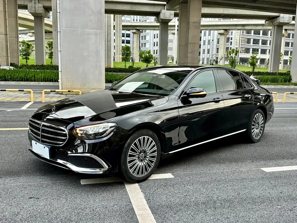 Mercedes-Benz E-Class 2019 — фото 1