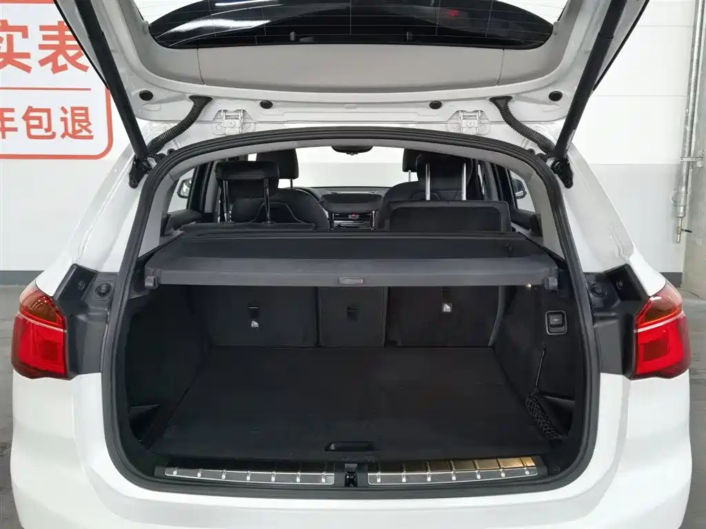 BMW X1 2017 — фото 16