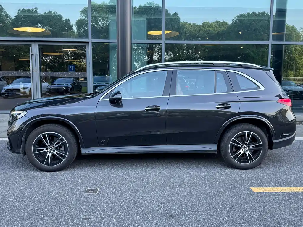 Mercedes-Benz GLC 2024