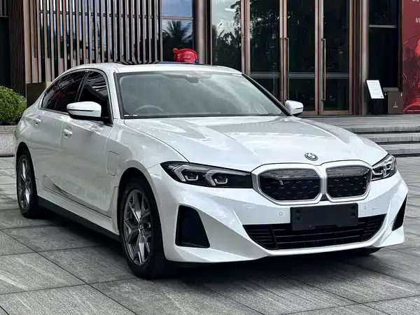 BMW i3 2022