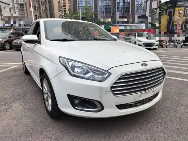 Ford Escort 2015