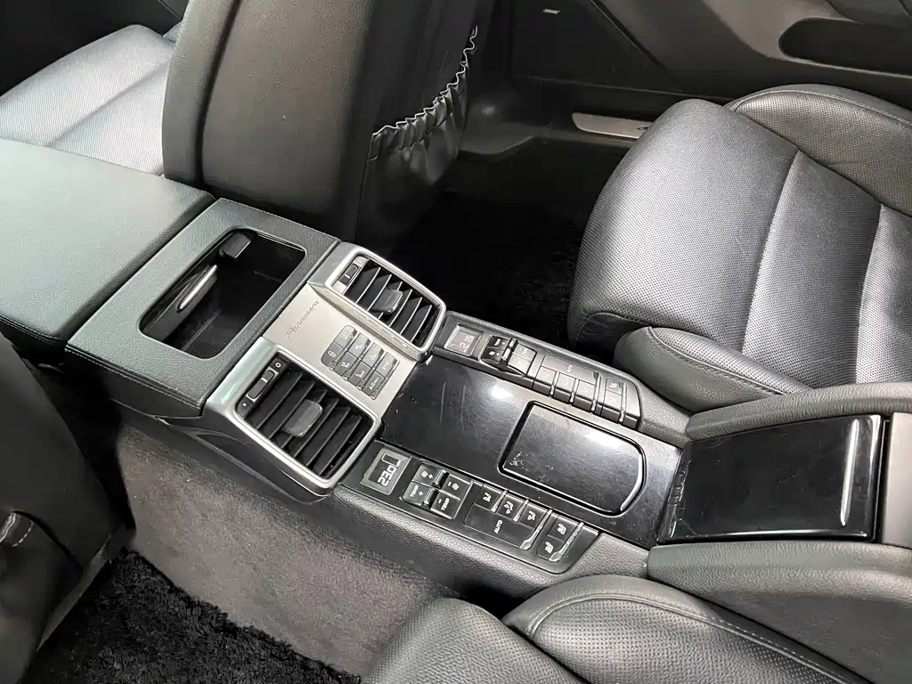 Porsche Panamera 2015 — фото 22