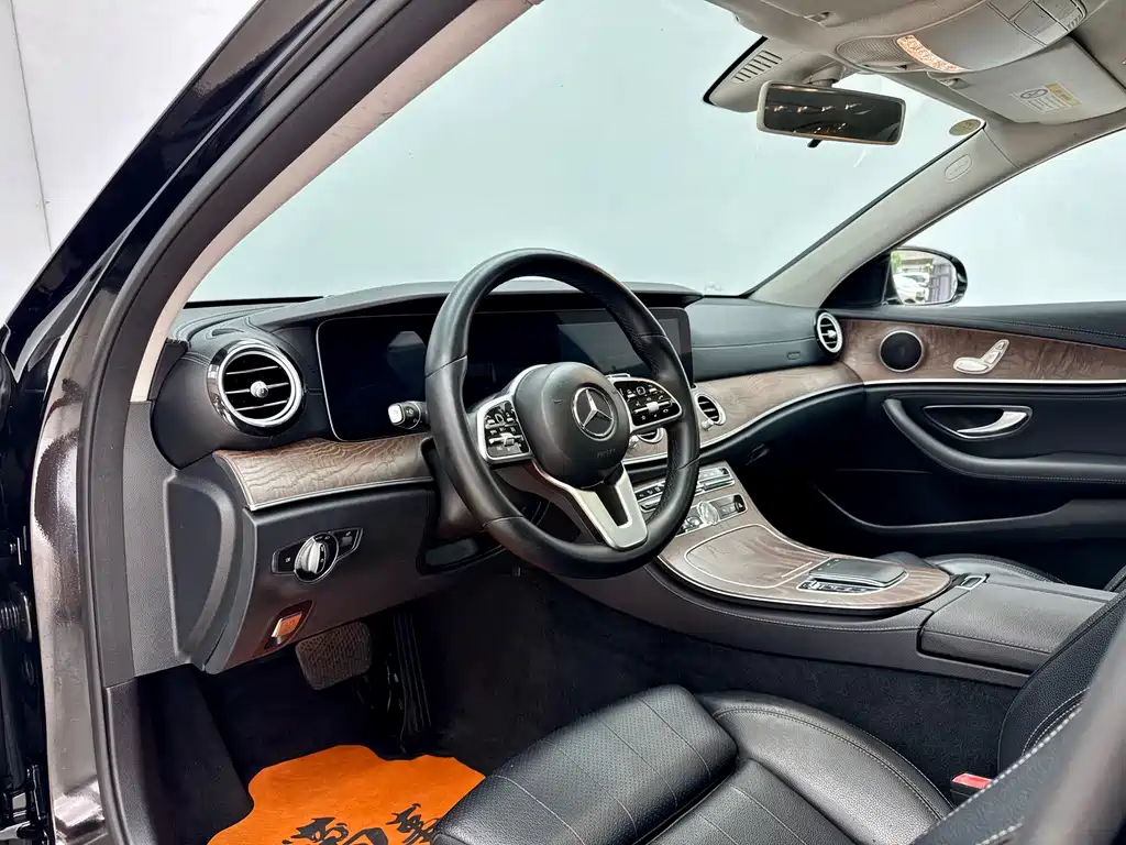 Mercedes-Benz E-Class 2019 — фото 6