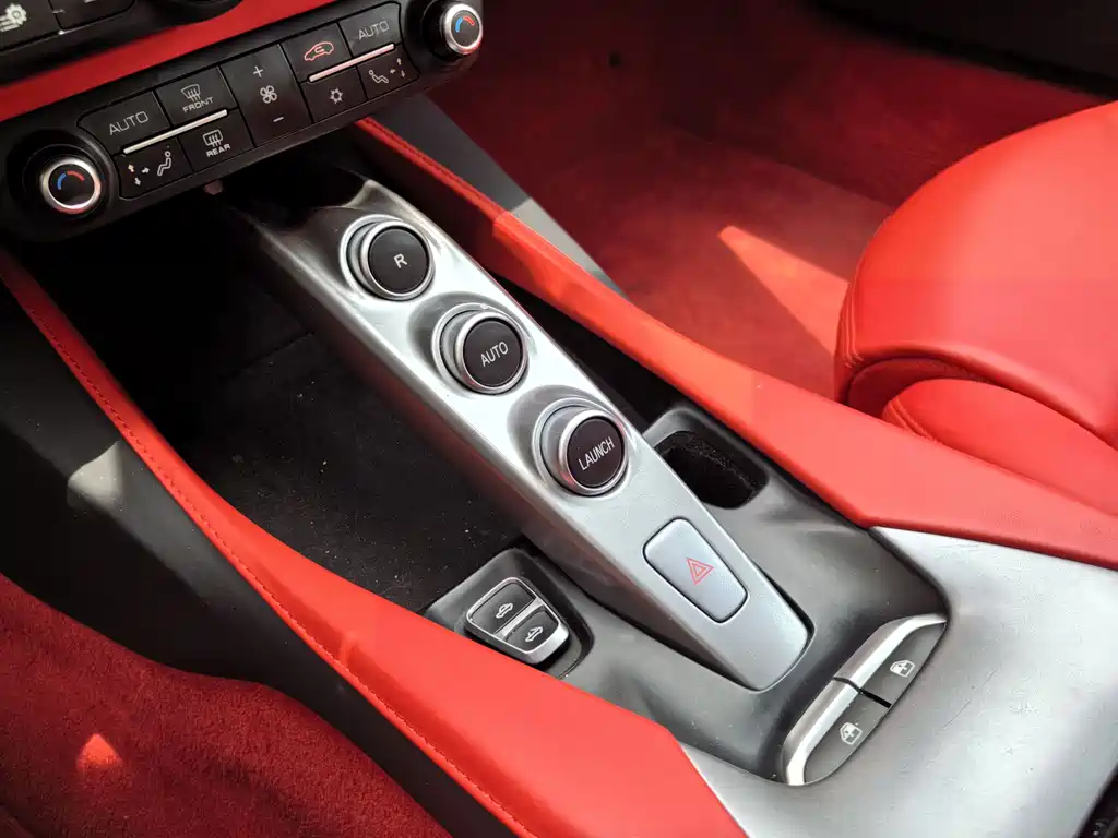 Ferrari Portofino 2019 — фото 29