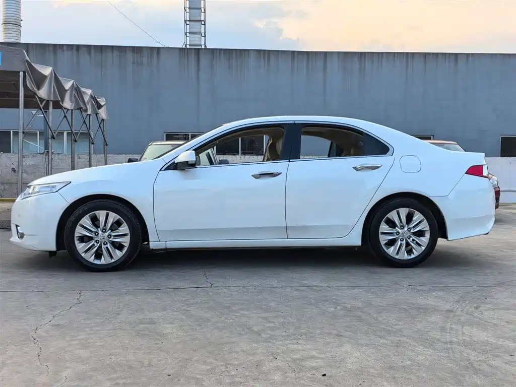 Honda Spirior 2013