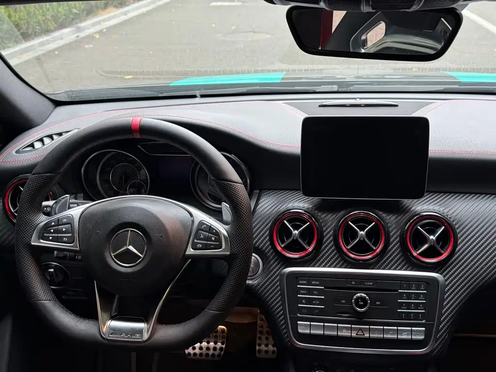 Mercedes-Benz A-Class AMG 2018 — фото 5