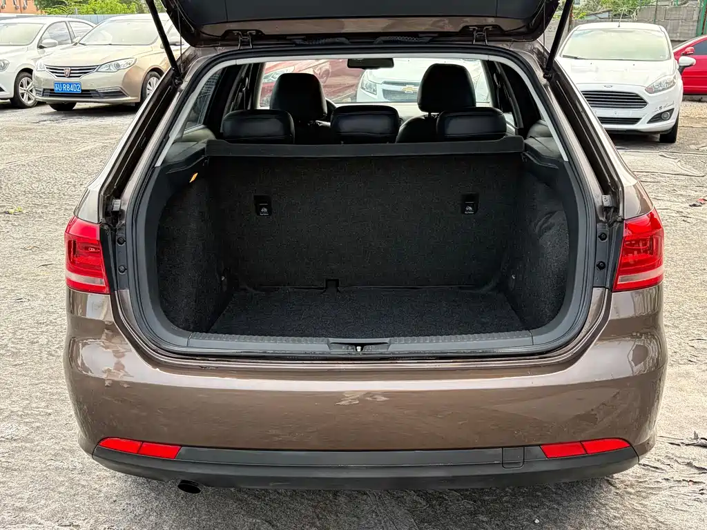Volkswagen Gran Lavida 2015