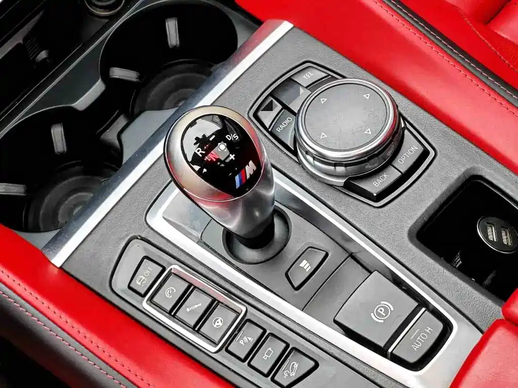 BMW X5 M 2016 — фото 17
